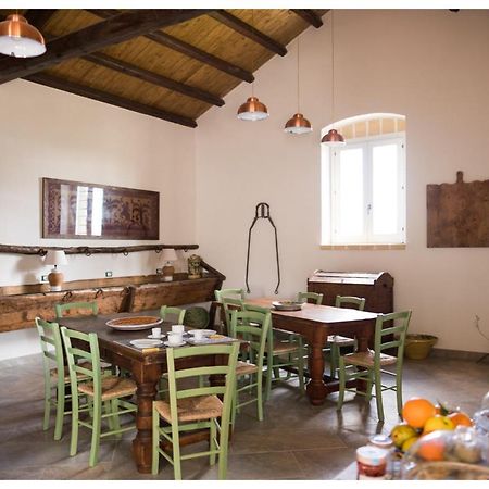 B&B Manca1Fiorino 부세토팔리죨로 외부 사진