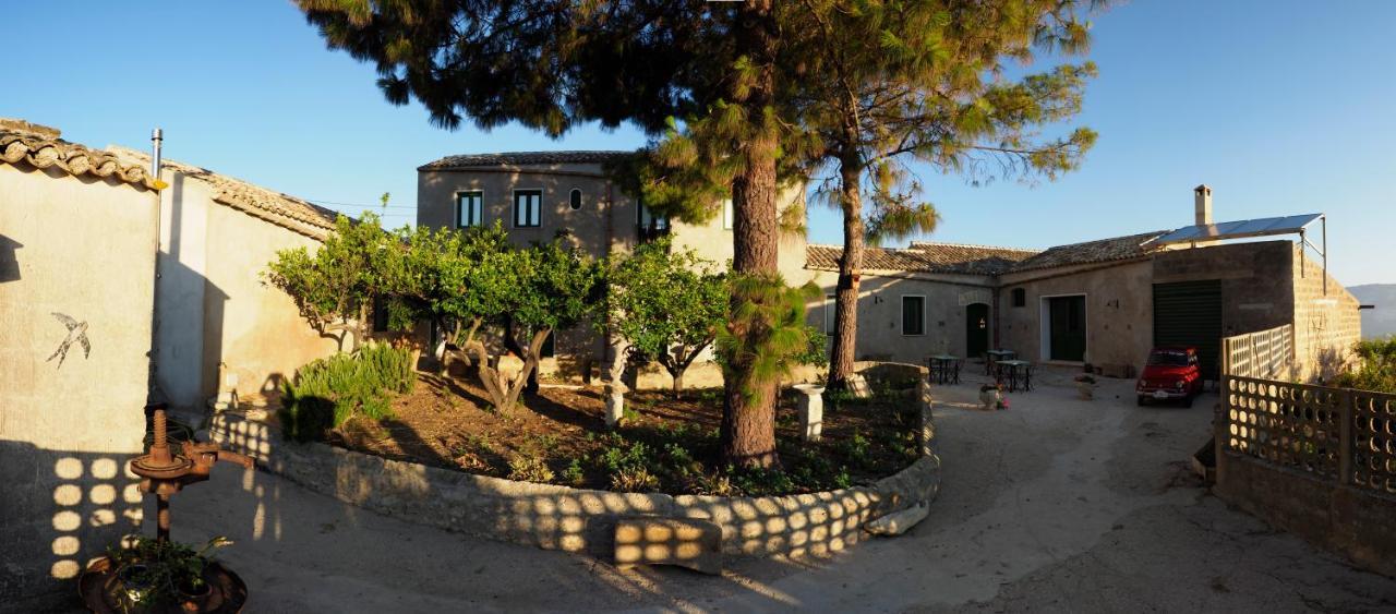 B&B Manca1Fiorino 부세토팔리죨로 외부 사진